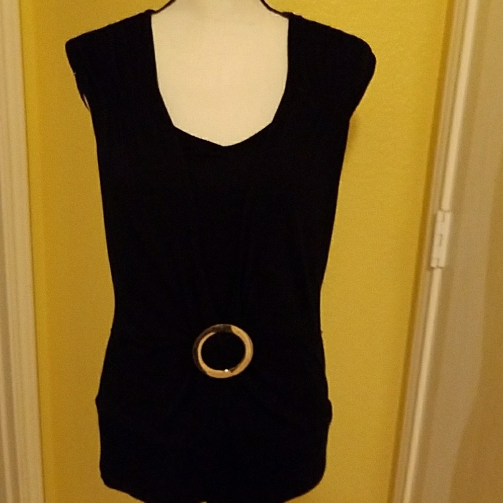 Black sleeveless shirt XL